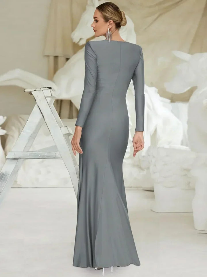 Ilyra – Off-Shoulder Midi Dress