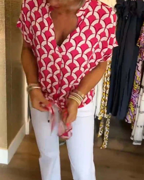 Amelia – Flowy Form Blouse